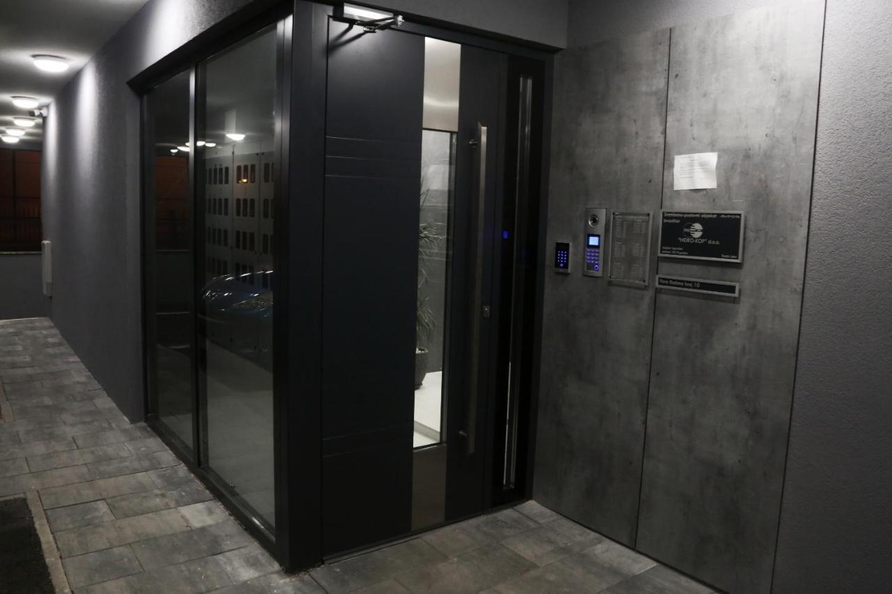 Apartman Natasa Sa Podzemnom Garazom Banja Luka Buitenkant foto