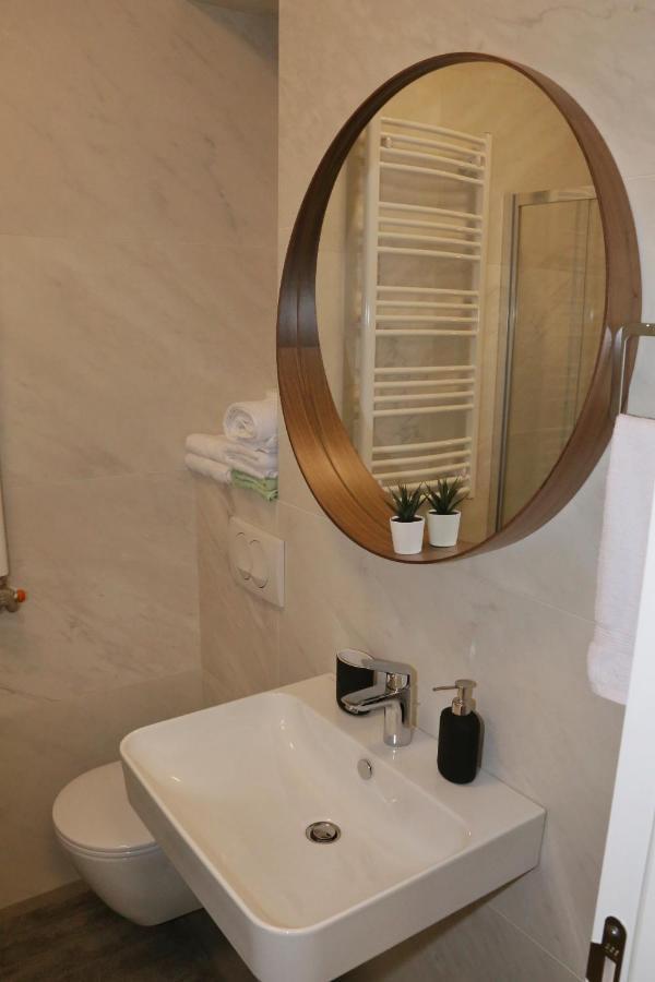 Apartman Natasa Sa Podzemnom Garazom Banja Luka Buitenkant foto